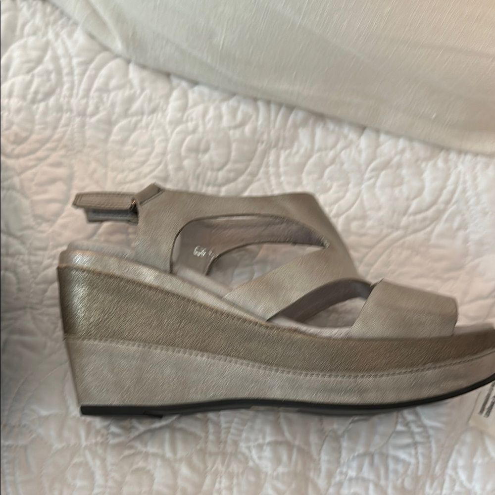 Antelope Women's Sandals View 3